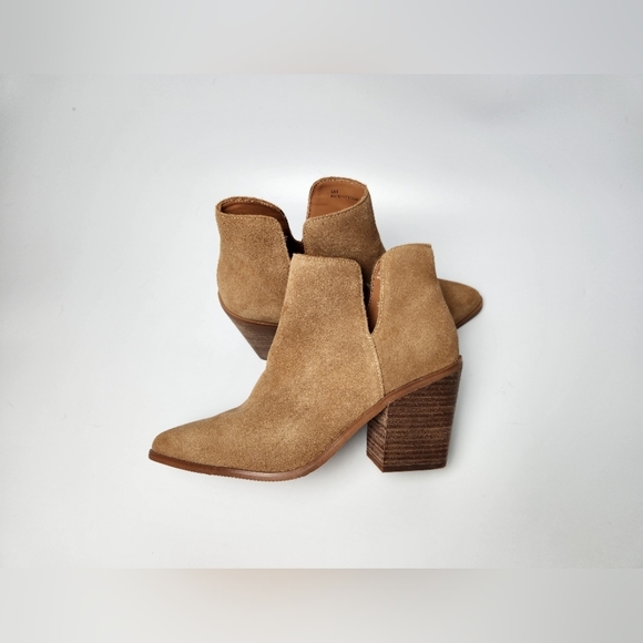 Lisa Vicky Tan Suede Slip On Western Ankle Heeled Boots Womens Size 8 Nordstrom - Picture 1 of 8